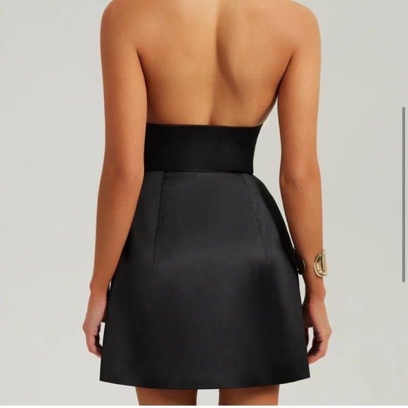 Heiress Beverly Hills Black Halter Satin Cutout Flower Dress New with Tags! - Picture 8 of 15